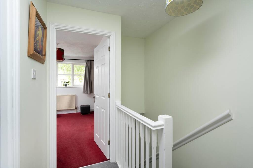 Victoria Park 2 Bedroom House W/ Garden & Parking Londra Dış mekan fotoğraf